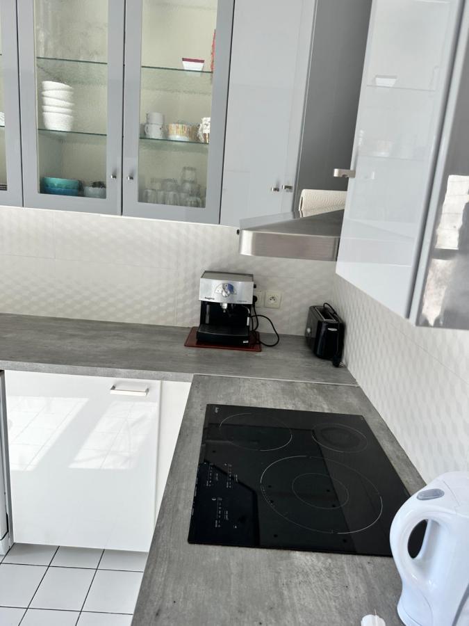 Appartement Lumineux 13